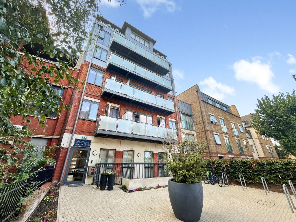 Property photo 1 of 9 4469031