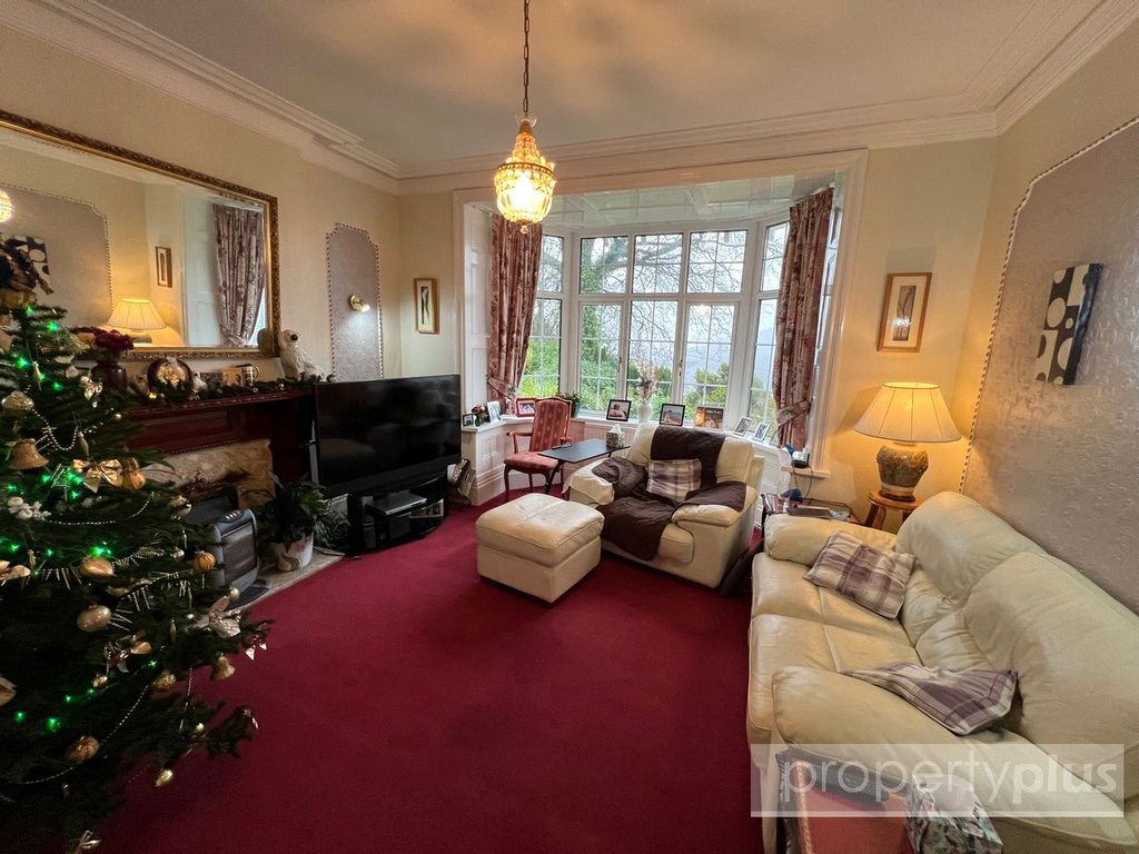 Property photo 3 of 33 Picture No. 18