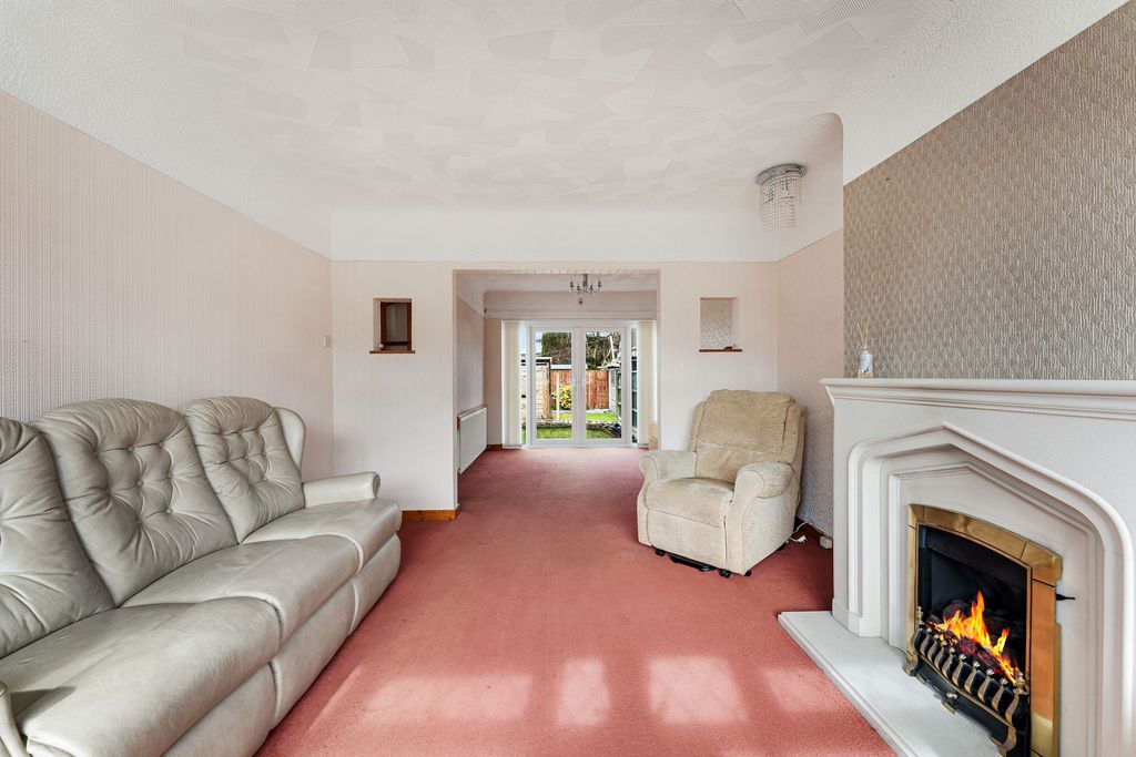 Property photo 3 of 24