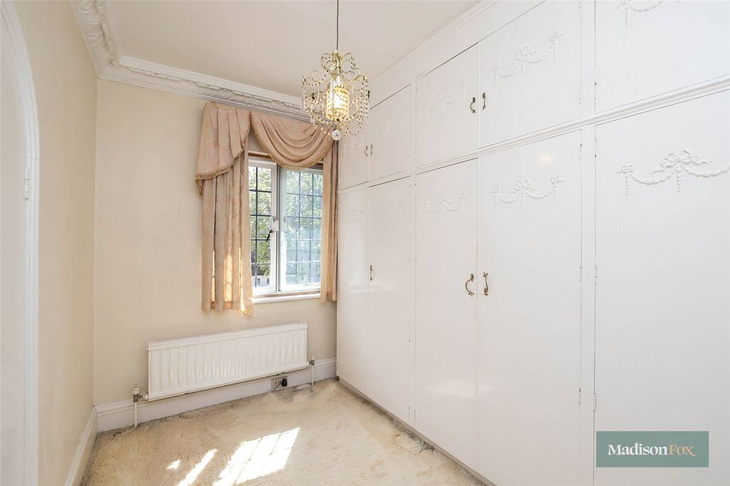Additional image 29 of 7 bed detached house for saleAlderton Hill, Loughton, Essex IG10