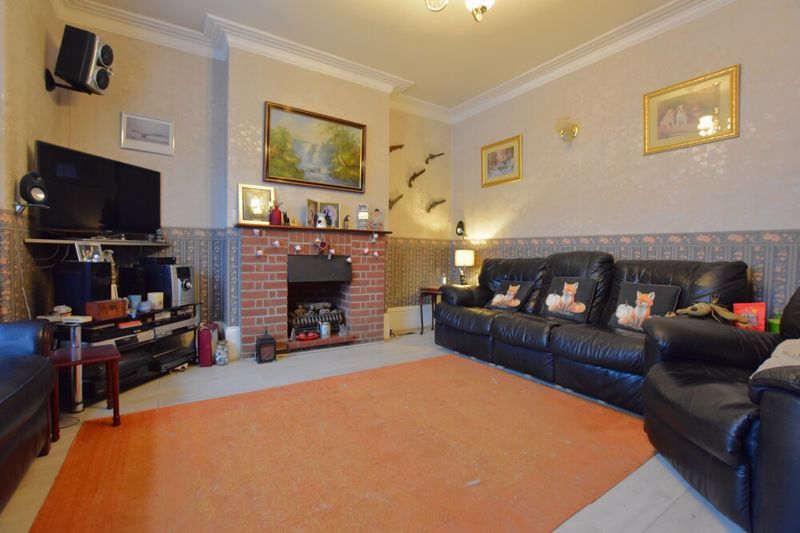 Property photo 2 of 9 Photo 6