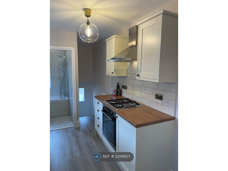 Property photo 1 of 13 Kitchen