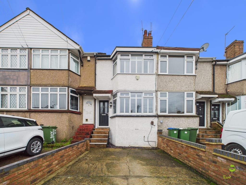 Property photo 2 of 7 Front Aspect James Hillier Ewemove Bexley And Dart