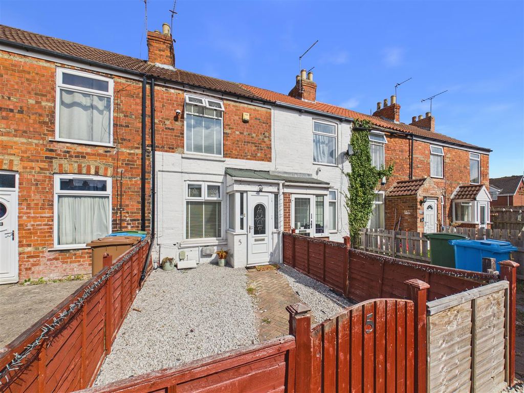 Property photo 1 of 11 Pearts Arch - Main Photo