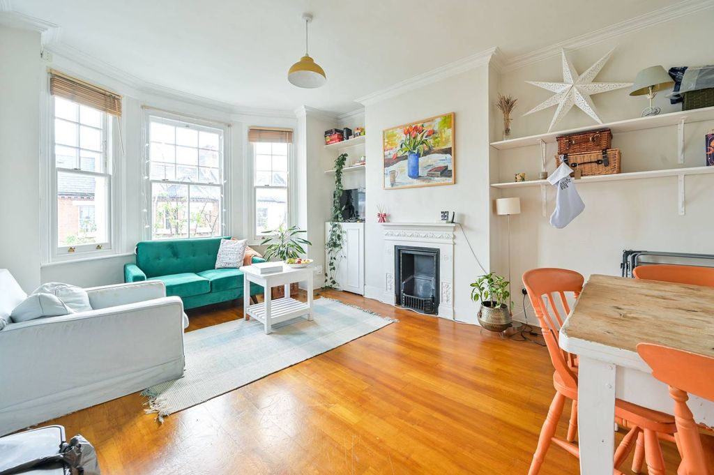 Property photo 2 of 9