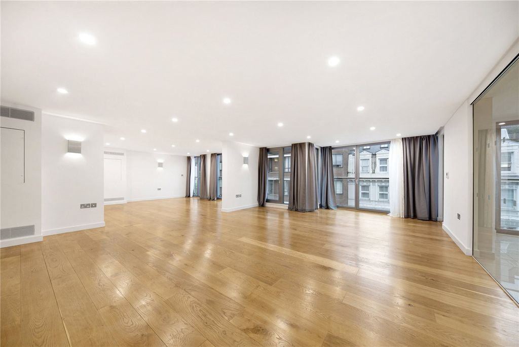 Property photo 2 of 6 Picture No. 15