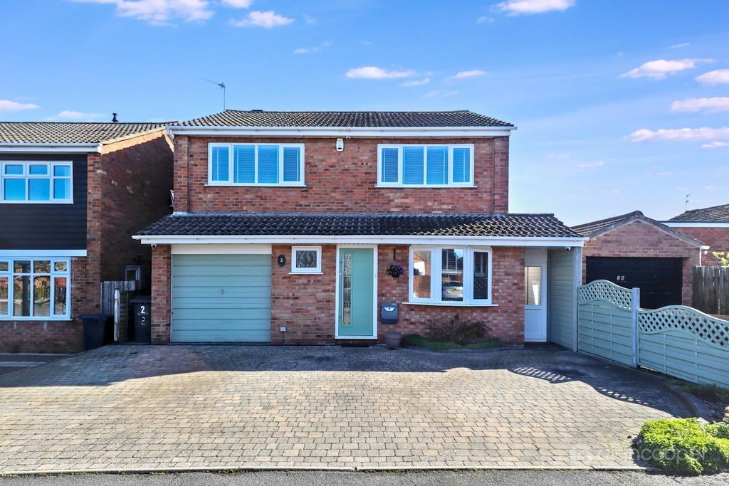 Property photo 1 of 35 5019102