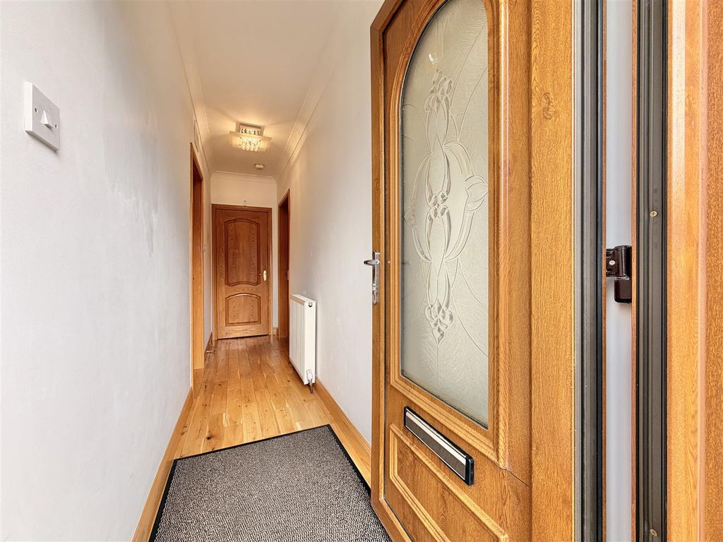 Property photo 2 of 19 Hall