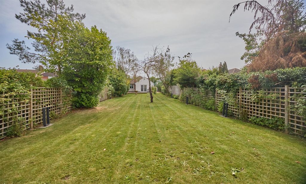 Property photo 2 of 17 59 Lychgate Lane Bb 14.Jpg