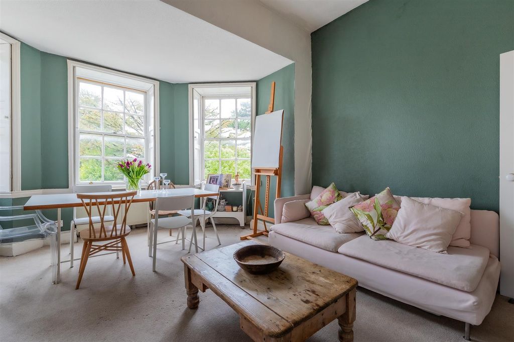 Property photo 3 of 12 3 Crossways House-4.Jpg