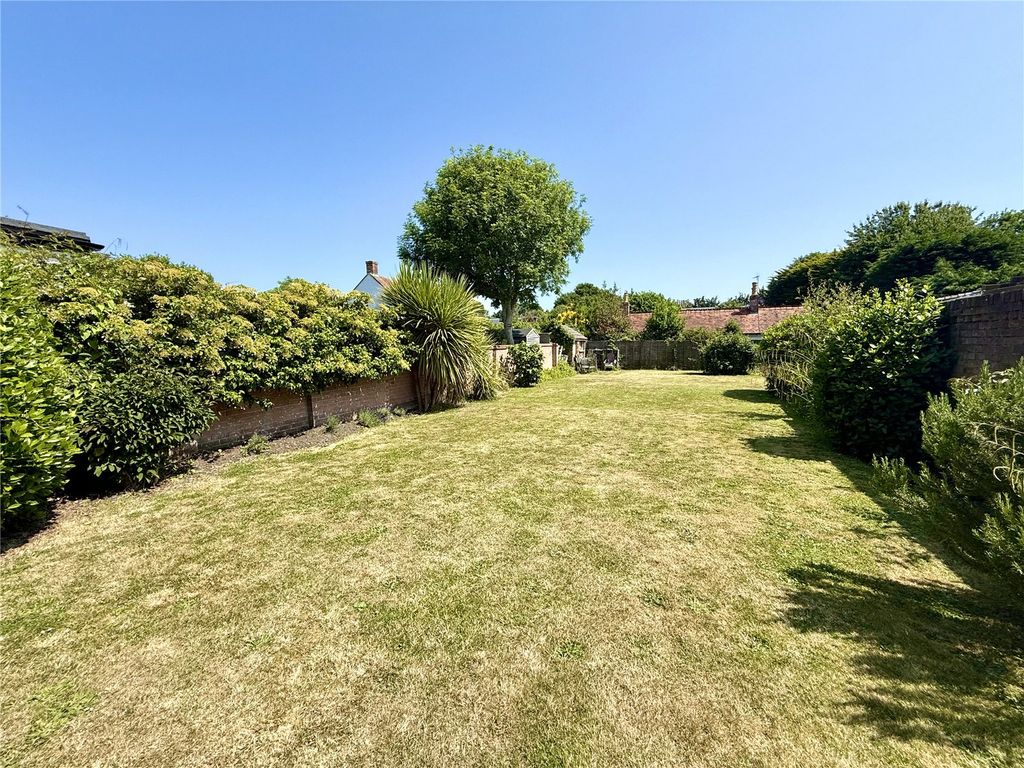 Property photo 2 of 14 Picture No. 21