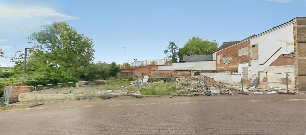 Property photo 2 of 4 Street View