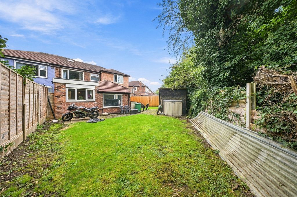 Property photo 2 of 43