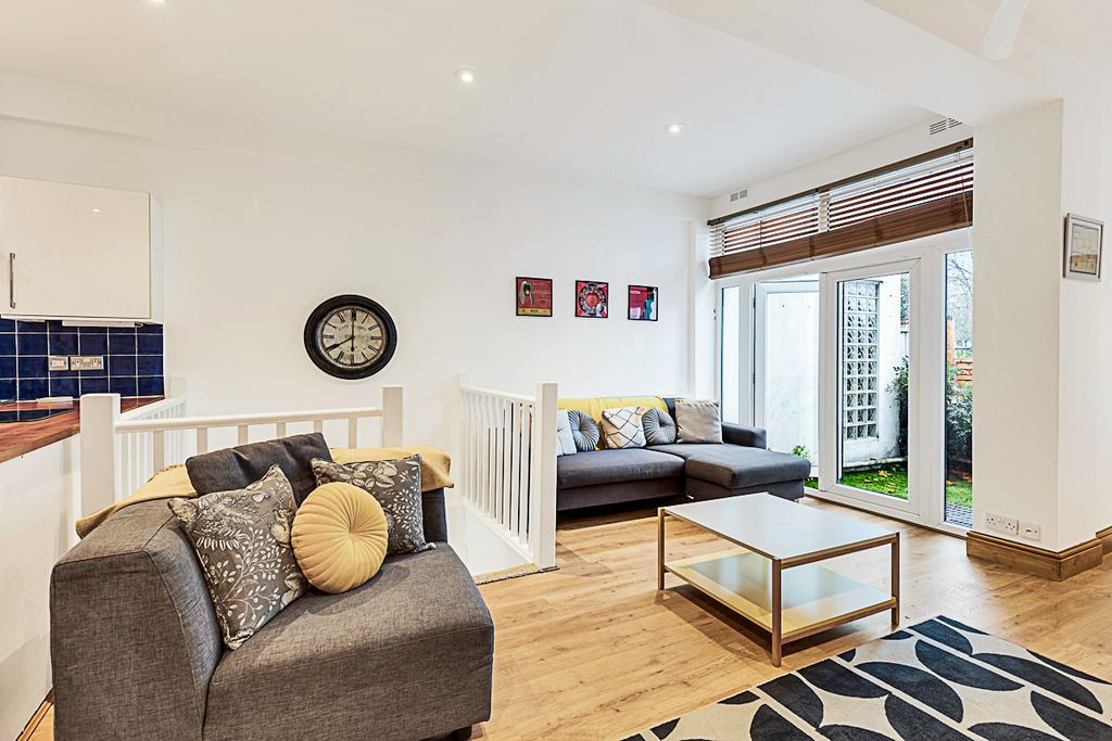 Property photo 1 of 25