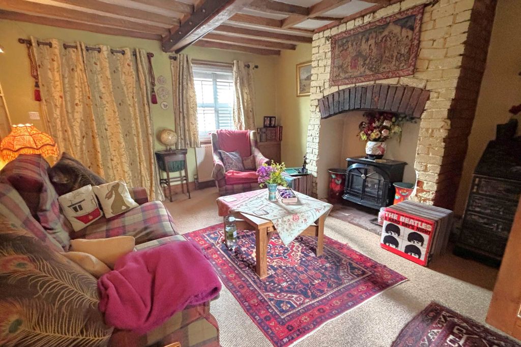 Property photo 3 of 10