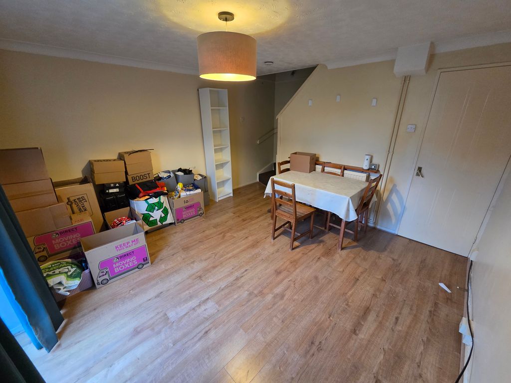 Property photo 3 of 13 Image