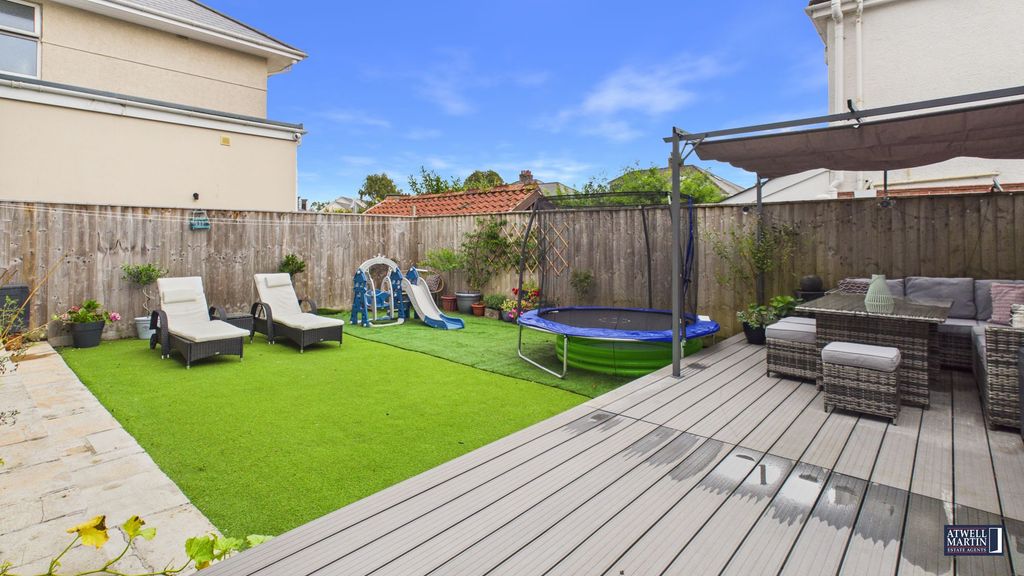 Property photo 2 of 38