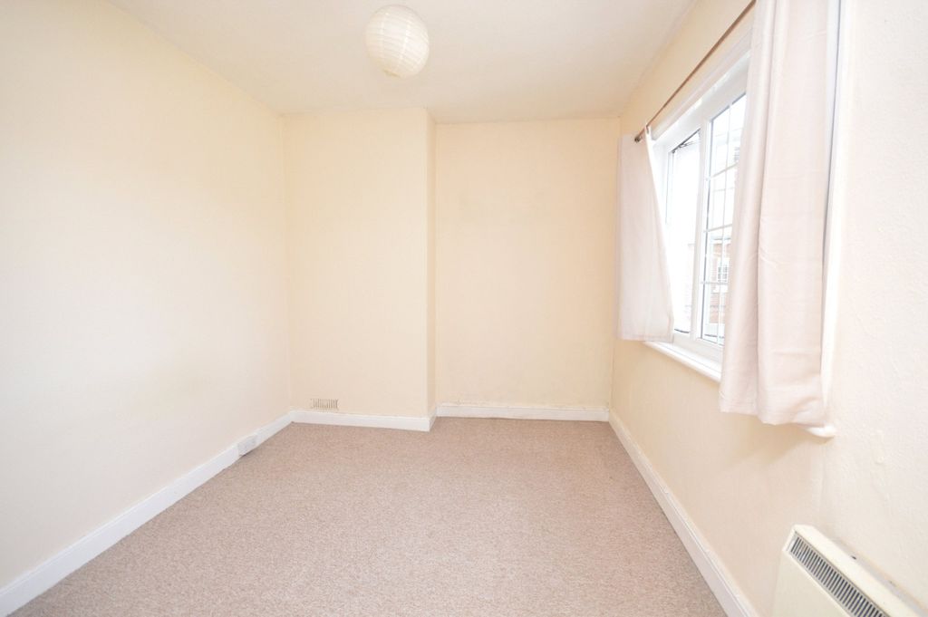 1 bed flat for saleExwick Hill, Exeter, Devon EX4 photo 4