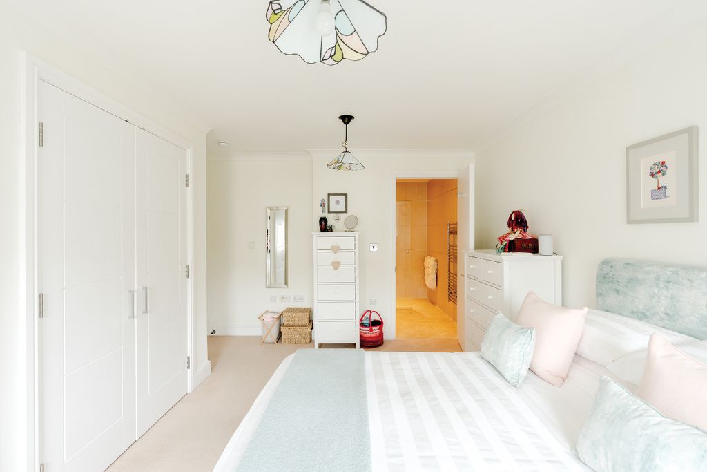 Additional image 14 of 2 bed flat for saleLyons Mews, 22 Redwood Drive, Bristol BS8