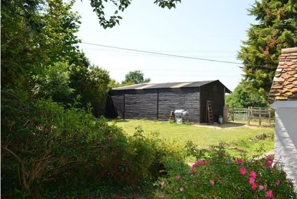 Property photo 3 of 23