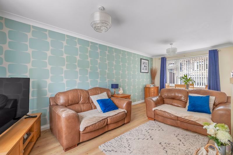 Property photo 2 of 17 Photo 7