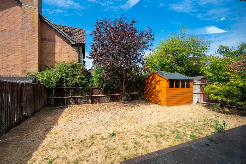 Property photo 2 of 14