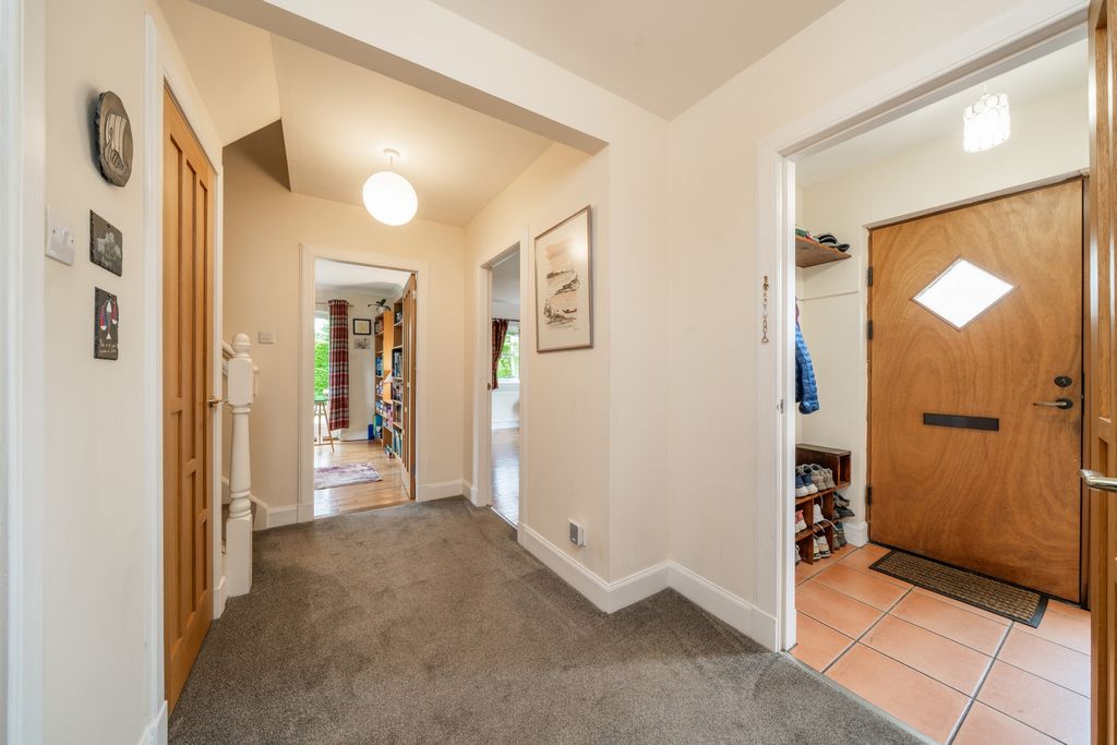 Property photo 2 of 43 Photo 9