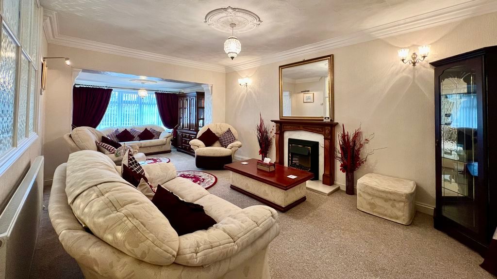 Property photo 3 of 26 Photo 6