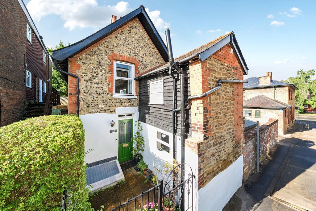 Property photo 1 of 12 1471856-21-6A2134...