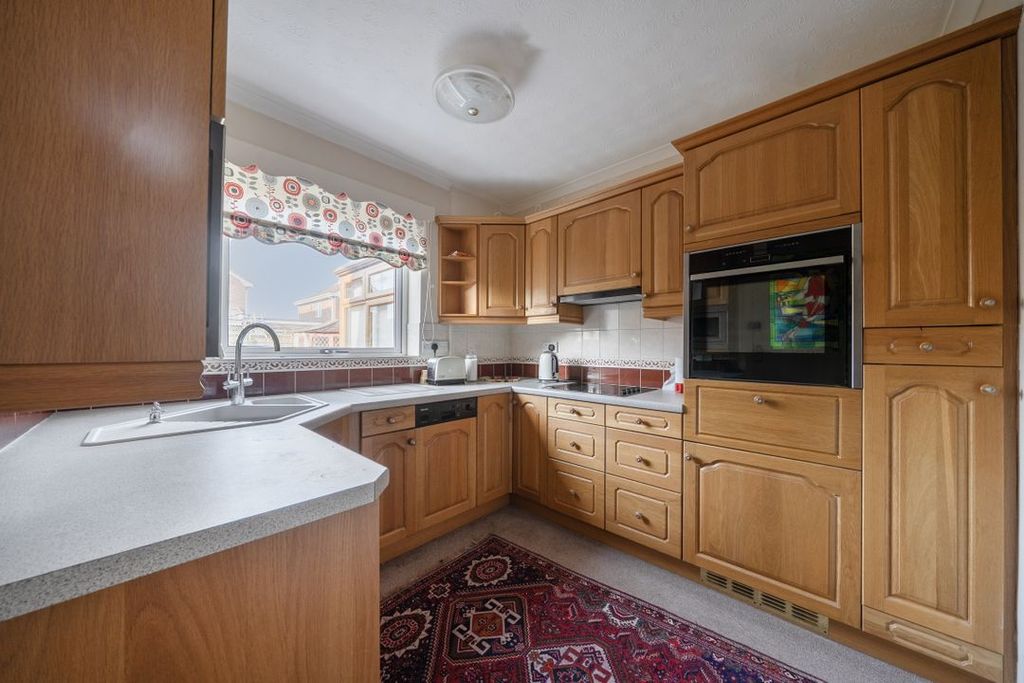 Property photo 2 of 16 14238831869A85767A69F9