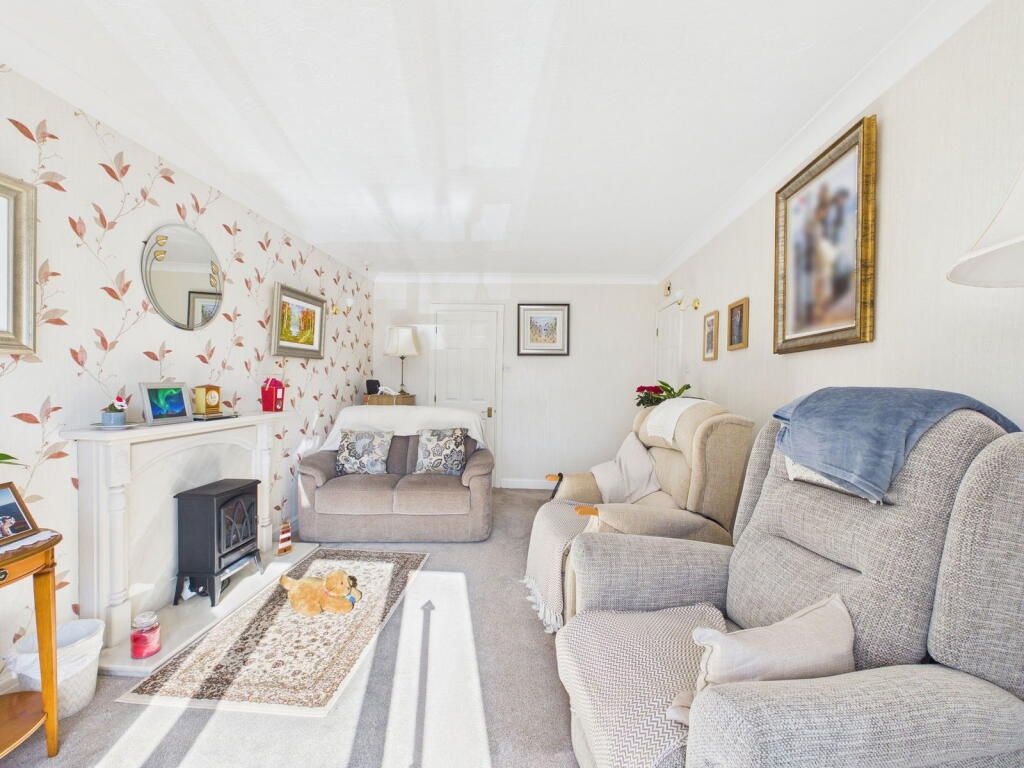 Property photo 3 of 13