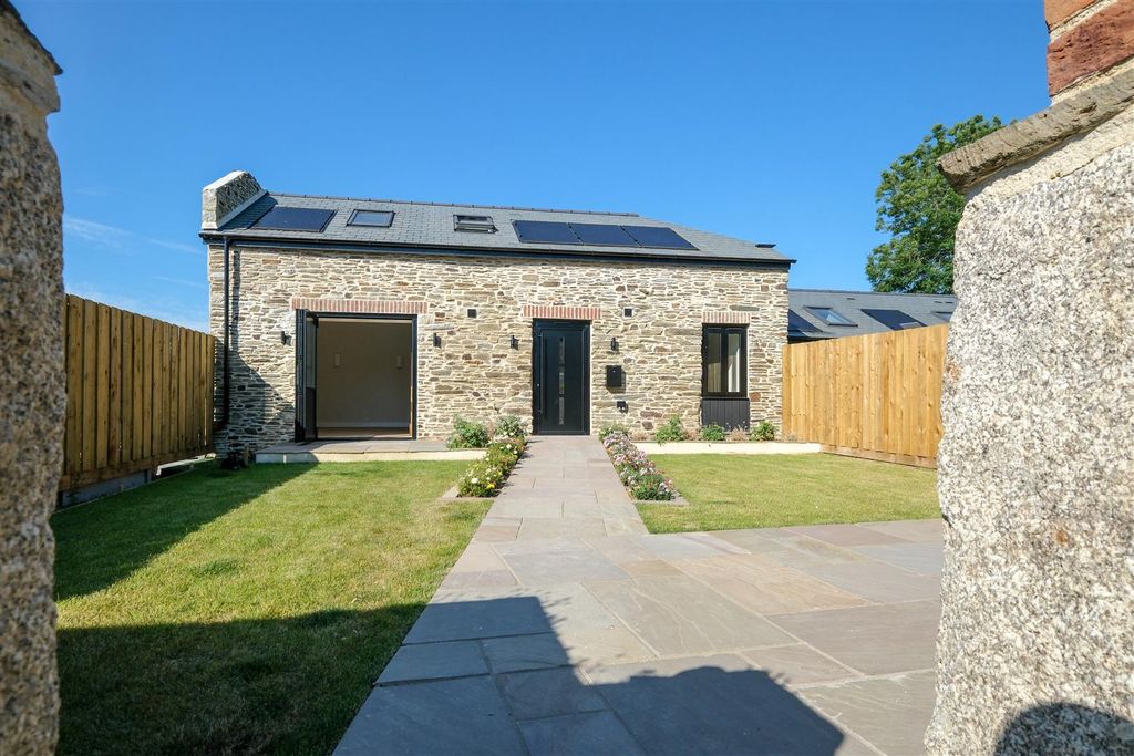 Property photo 1 of 25 Parry Siskins-52.Jpg