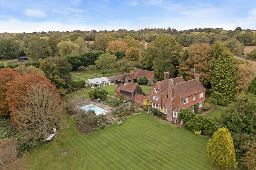 Property photo 1 of 24