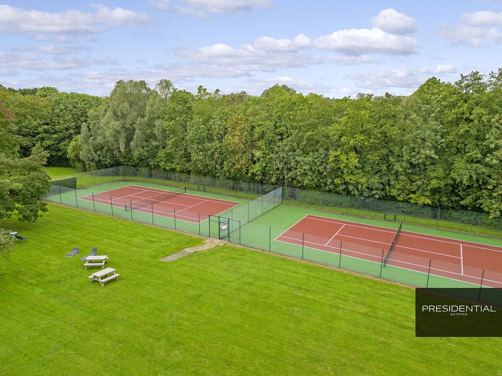 Property photo 2 of 22