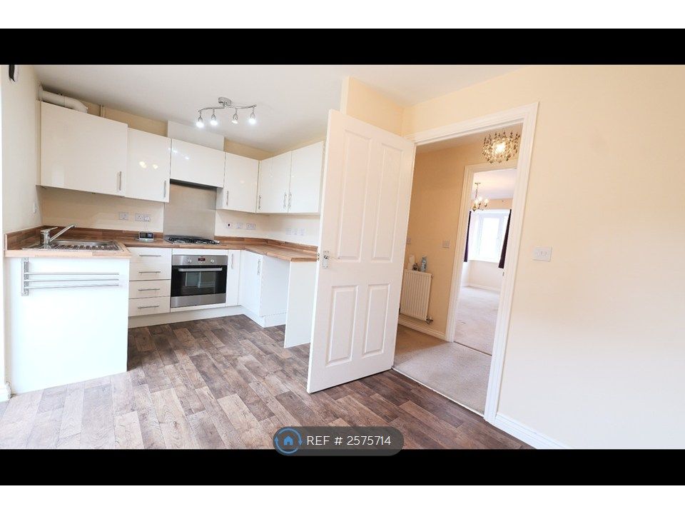 Property photo 3 of 25