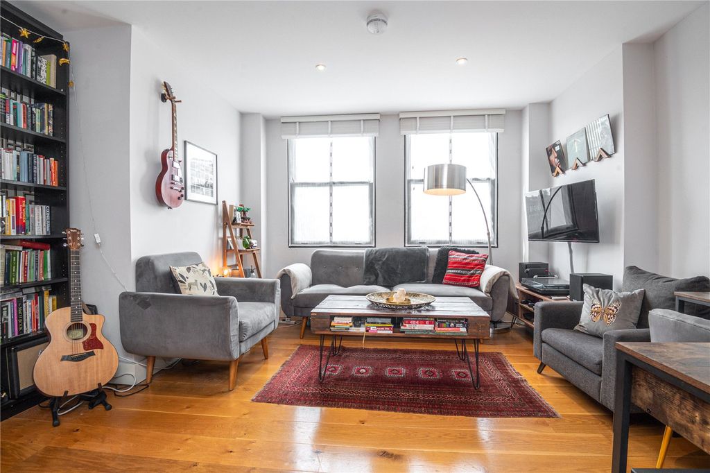 Property photo 3 of 17 Picture No. 4