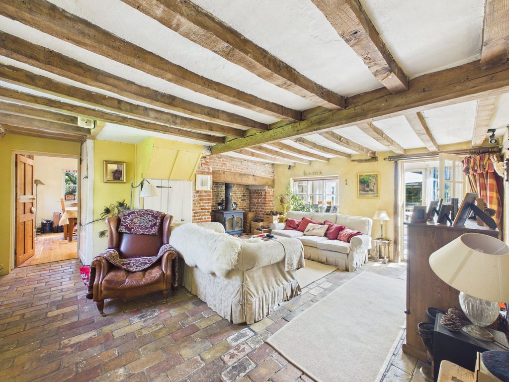 Property photo 3 of 37