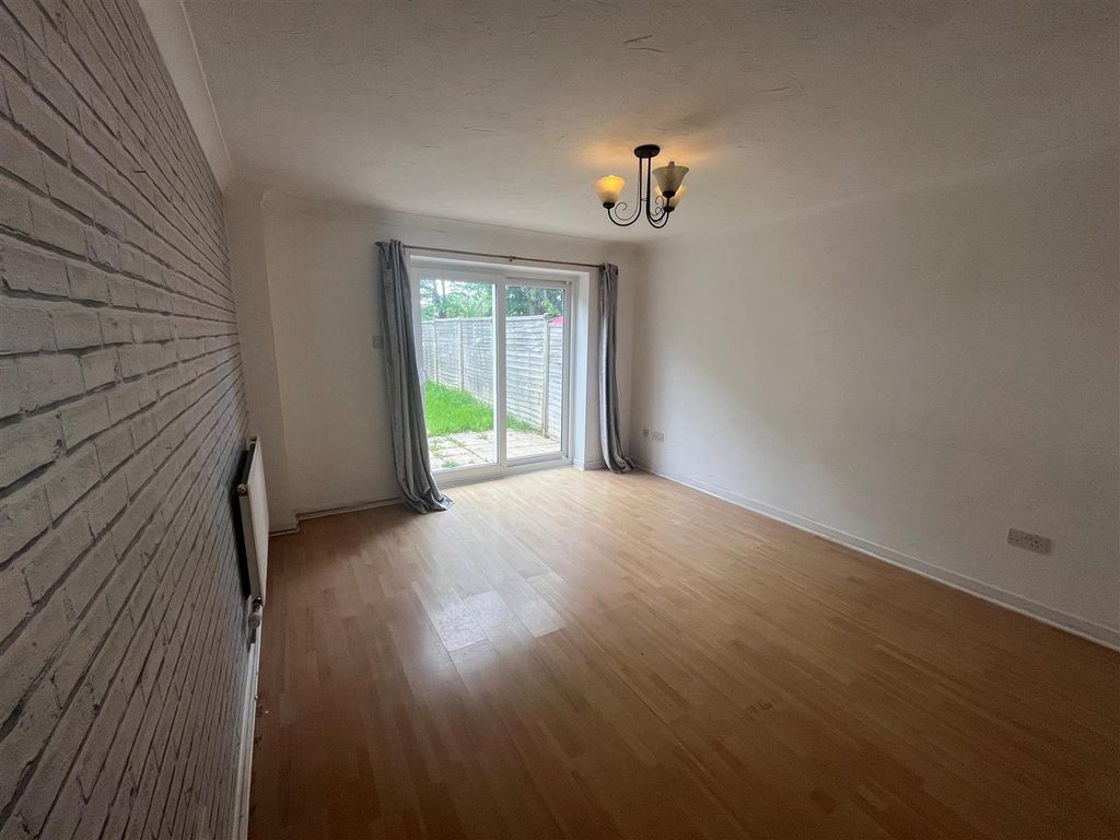 Property photo 3 of 3 Lounge / Diner