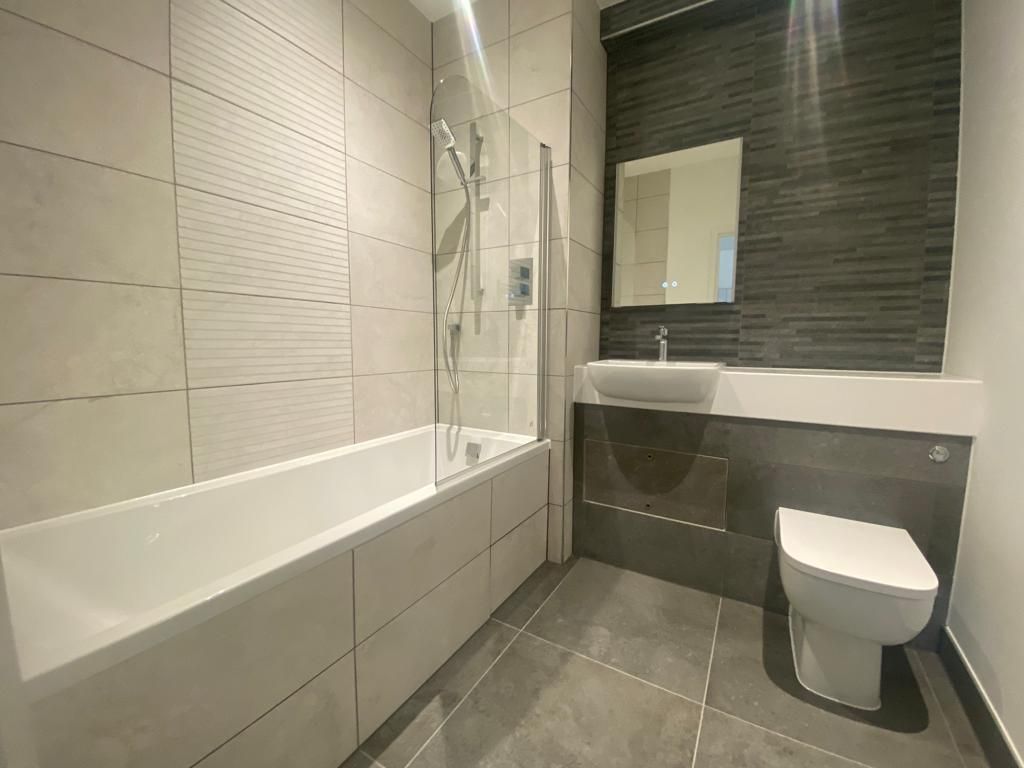 Property photo 3 of 4 Bathroom