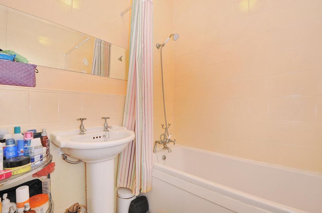 Property photo 2 of 6 Picture No. 02