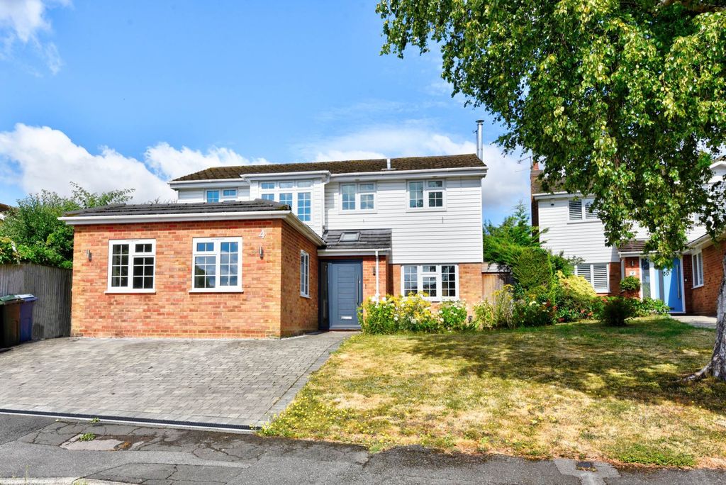 Property photo 1 of 23