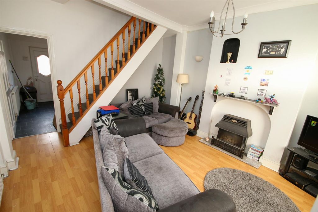 Property photo 2 of 10 Img_5467.Jpg