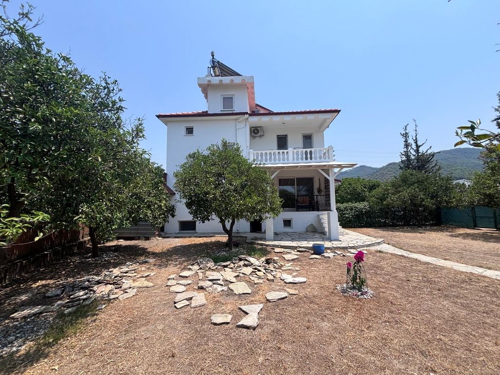 Property photo 2 of 23 Detached Traditional Villa For Sale In Ortaca - Villa With A Huge Private Plot