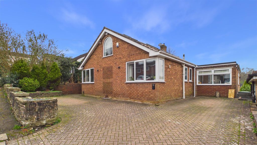 Property photo 1 of 24 Cam05101G0-Pr0137-Still028.Jpg