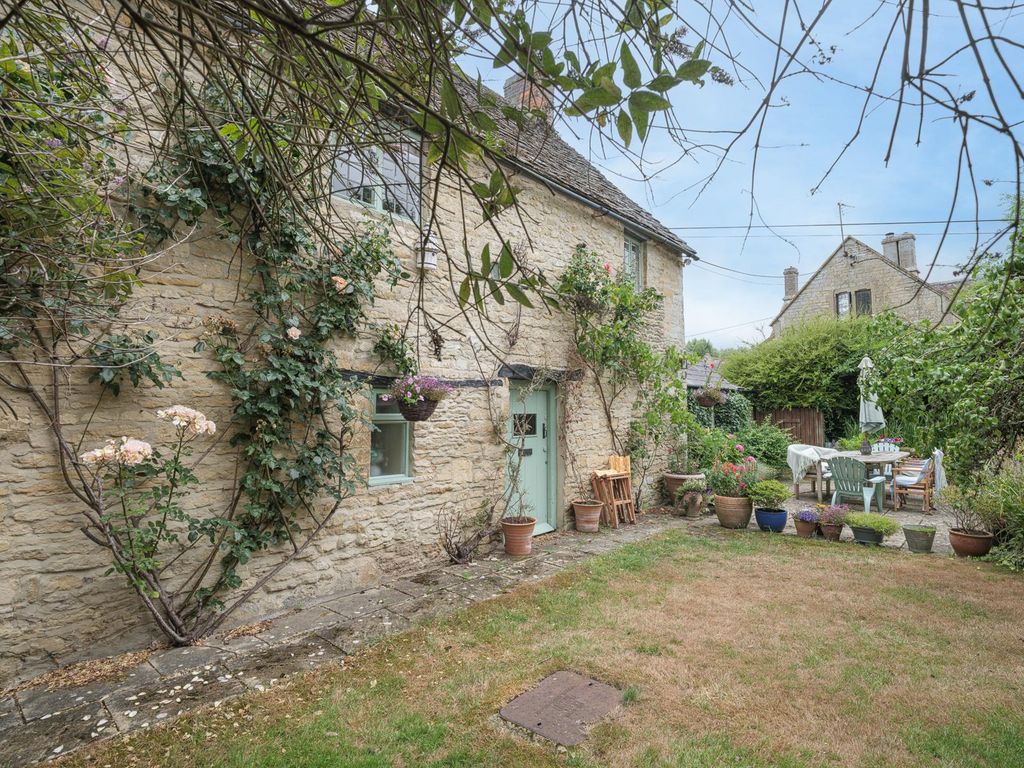 Property photo 1 of 19 Image