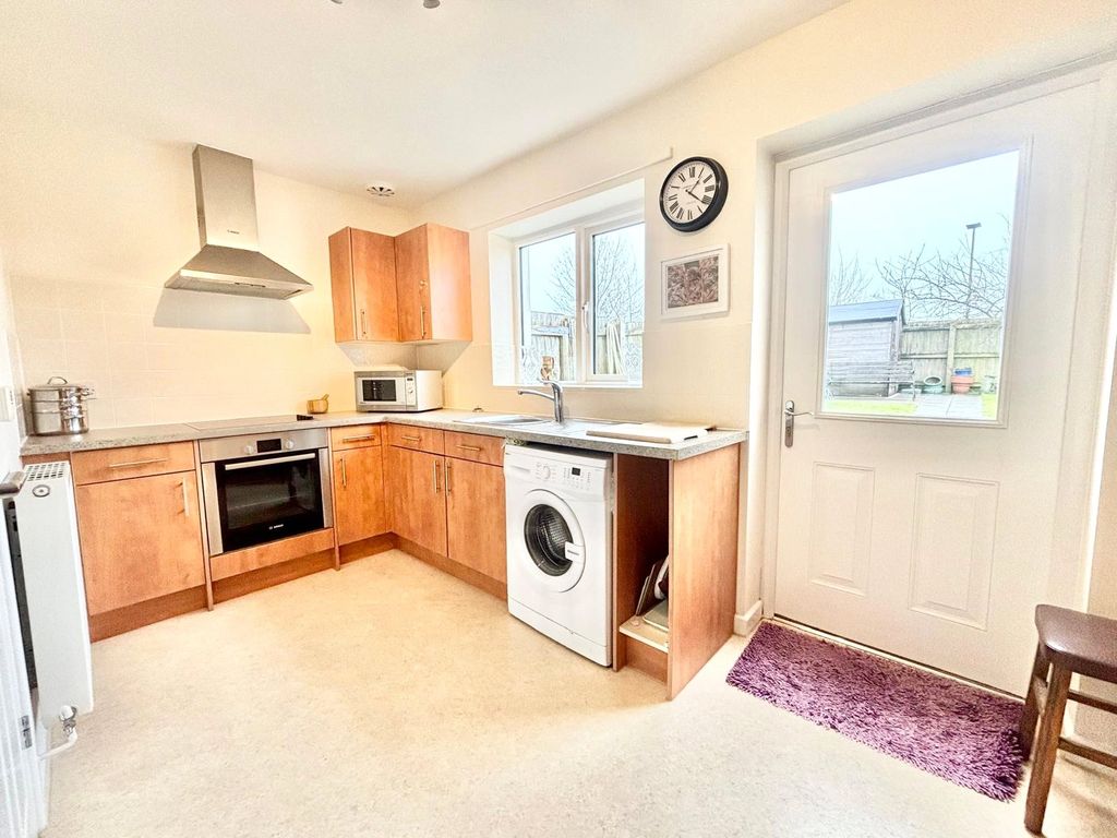 Property photo 2 of 15 Picture No. 04