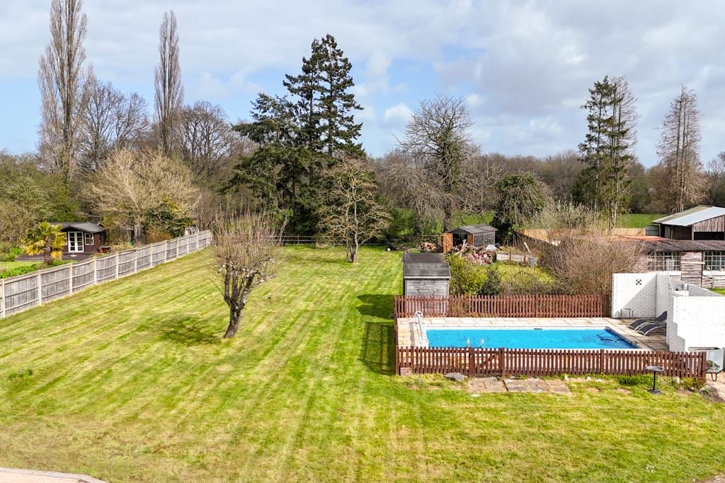 Property photo 3 of 22
