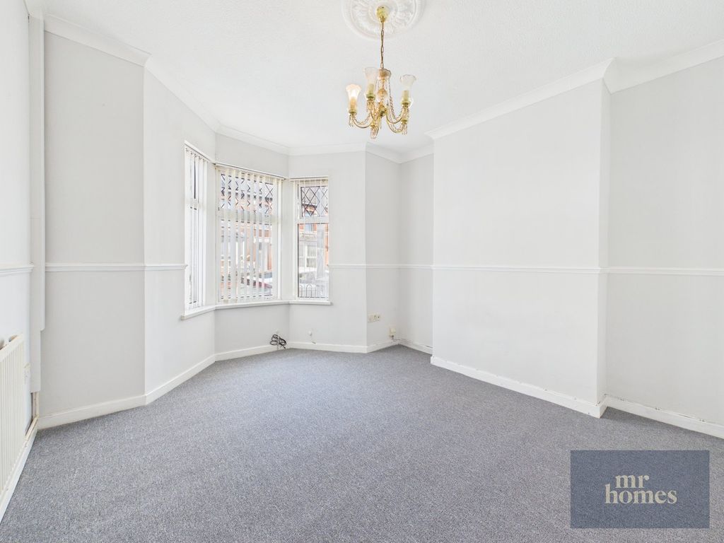 Property photo 2 of 40