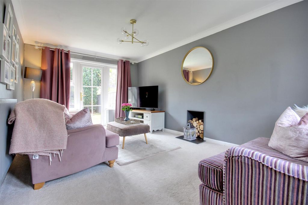 Property photo 3 of 16 Speedwell (17).Jpg