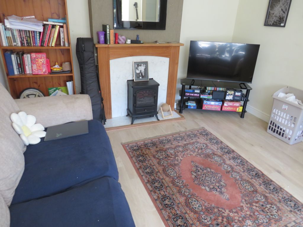 Property photo 3 of 6